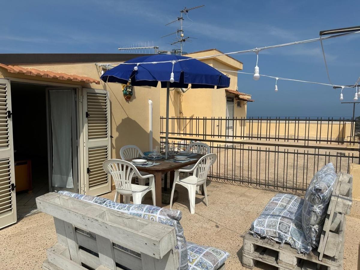 Attico Di Giggia Appartement Giardini-Naxos Buitenkant foto